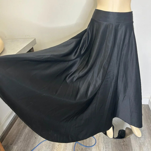Vtg Black Satin Maxi Skirt Sz S | Whimsigoth Fairy A-Line Full Lined ASO Hepburn - Picture 6 of 6